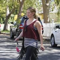 Hilary Duff pregnant star arriving for a yoga class | Picture 67681